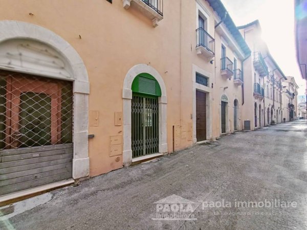 negozio in affitto a L'Aquila in zona Centro Città