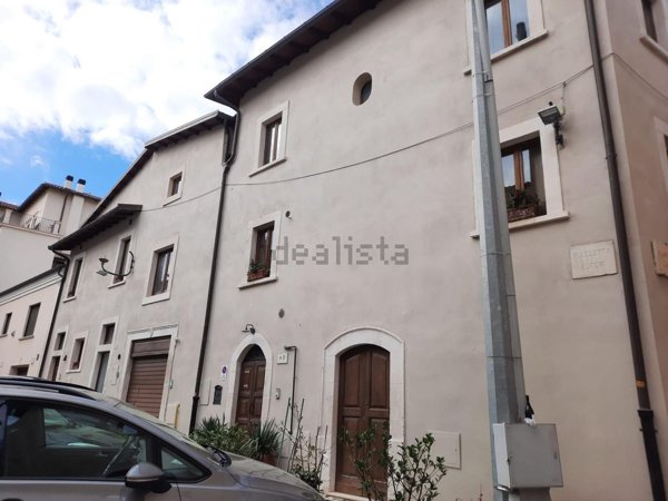 appartamento in affitto a L'Aquila in zona Centro Città
