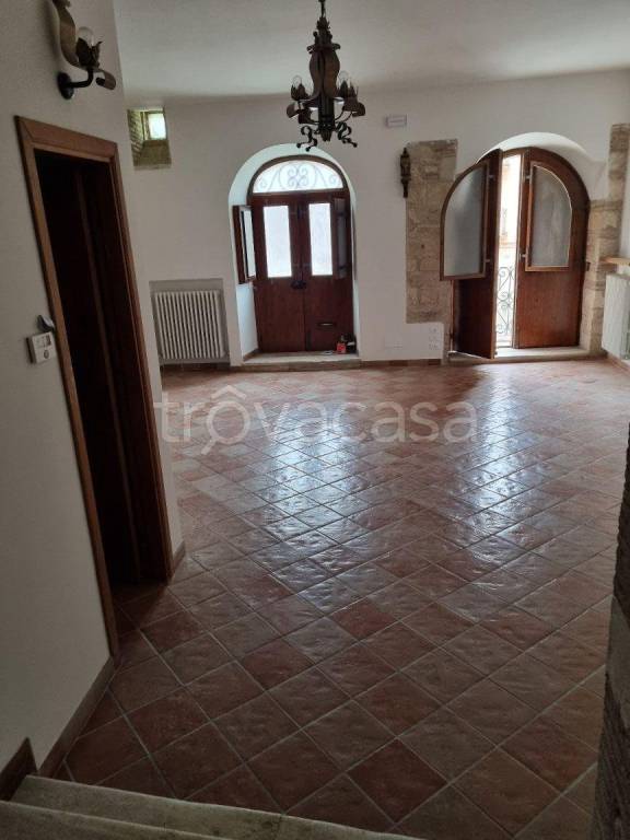 casa indipendente in affitto a L'Aquila