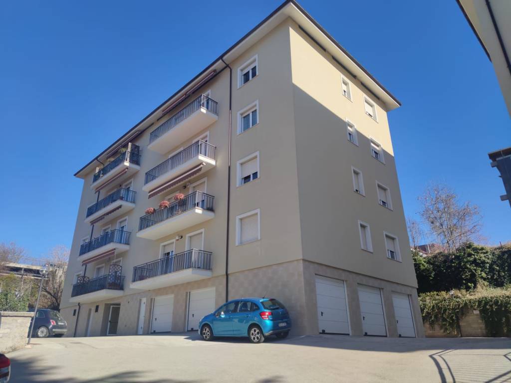 appartamento in affitto a L'Aquila in zona Torrione