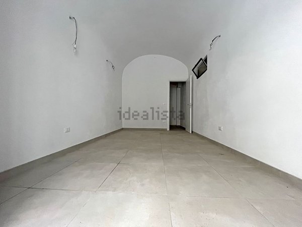 locale commerciale in affitto a L'Aquila in zona Centro Città