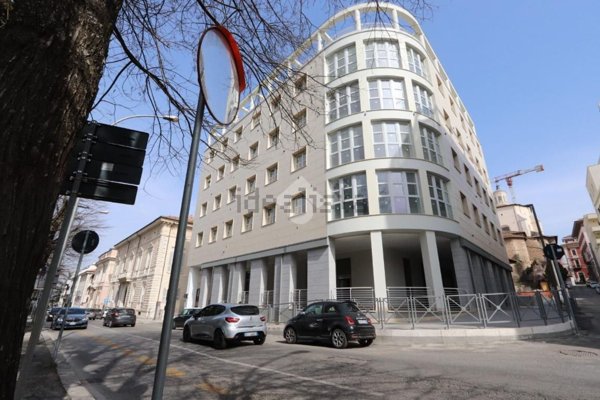 appartamento in affitto a L'Aquila in zona Centro Città