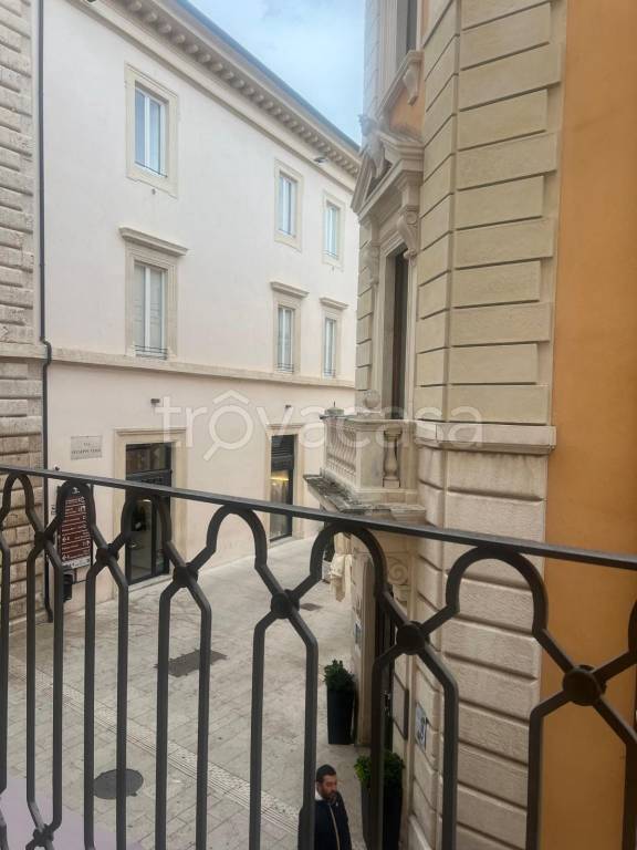 appartamento in affitto a L'Aquila in zona Centro Città