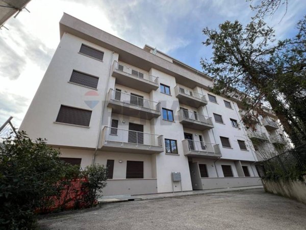 appartamento in affitto a L'Aquila in zona Cansatessa