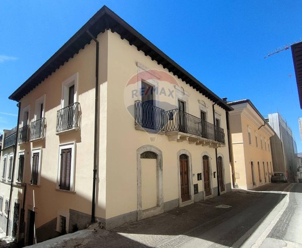 appartamento in affitto a L'Aquila in zona Centro Città