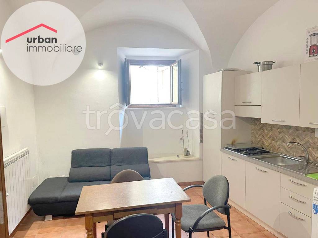 appartamento in affitto a L'Aquila in zona Centro Città