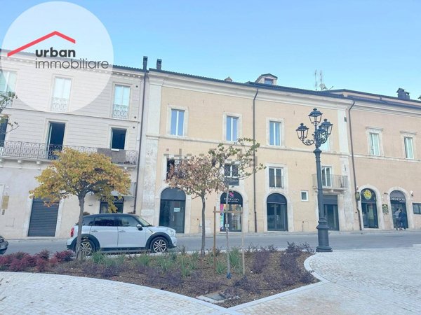 locale commerciale in affitto a L'Aquila in zona Centro Città