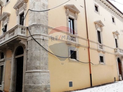 casa indipendente in affitto a L'Aquila in zona Centro Città