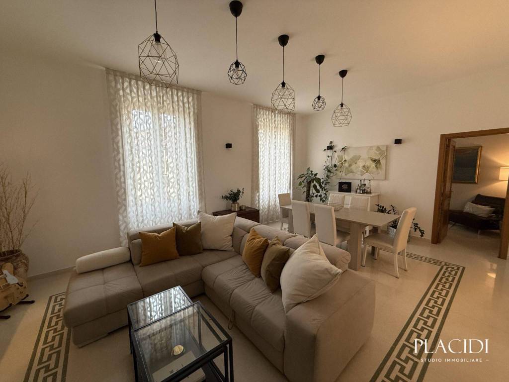 appartamento in affitto a L'Aquila in zona Centro Città