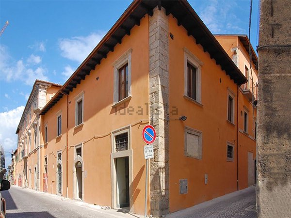 appartamento in affitto a L'Aquila