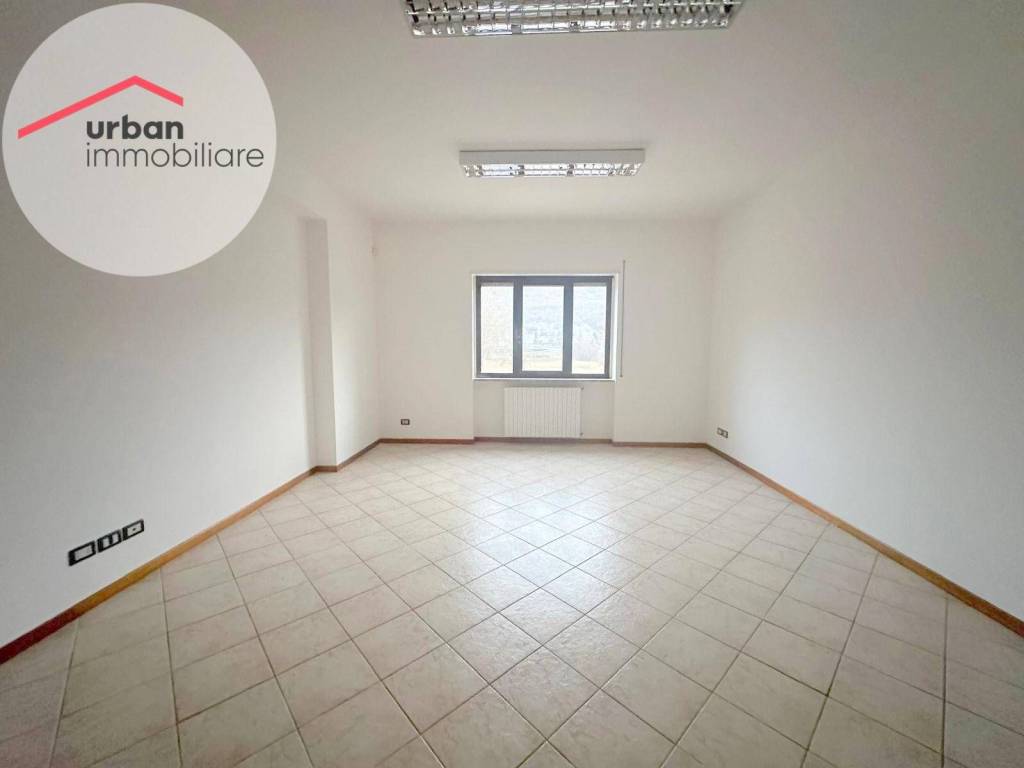 ufficio in affitto a L'Aquila in zona Centro Città