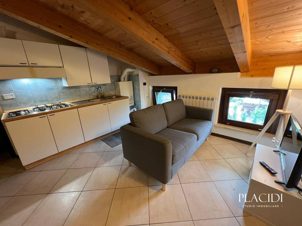 appartamento in affitto a L'Aquila in zona Palombara