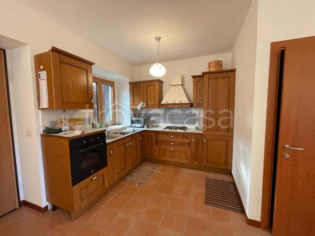 casa indipendente in affitto a L'Aquila in zona Genzano