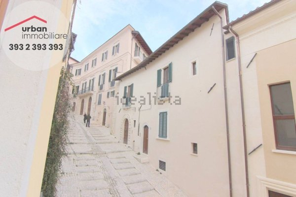 appartamento in affitto a L'Aquila in zona Centro Città