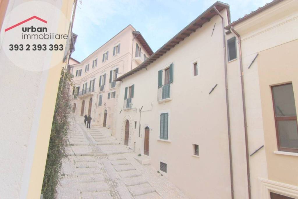 appartamento in affitto a L'Aquila in zona Centro Città