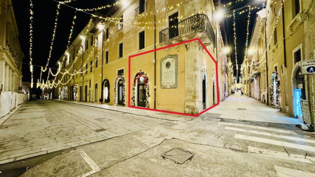 negozio in affitto a L'Aquila in zona Centro Città