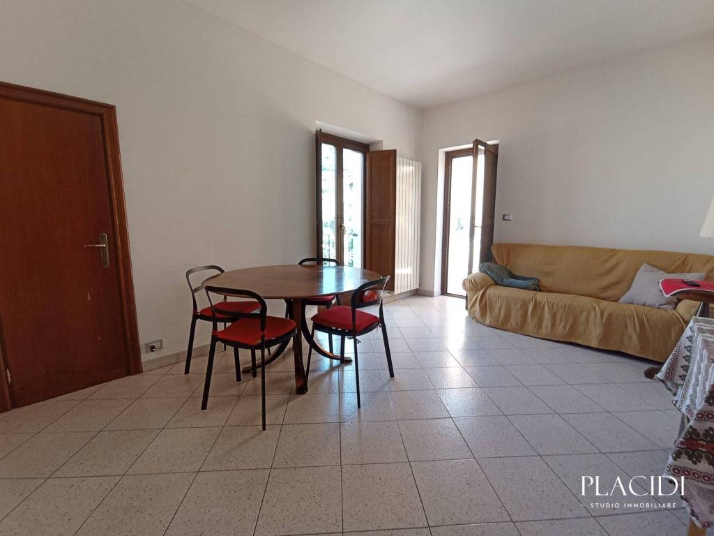 appartamento in affitto a L'Aquila in zona Centro Città