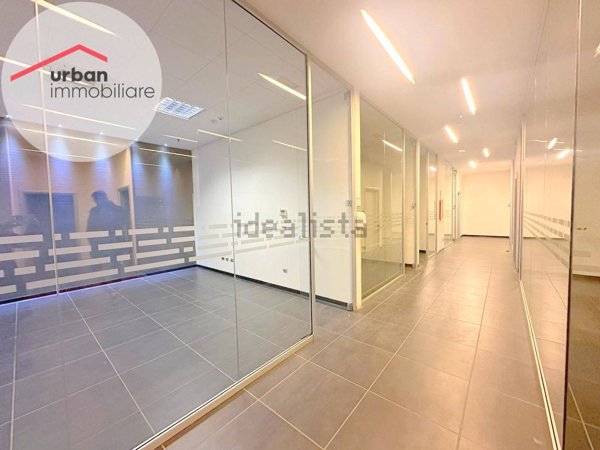 locale commerciale in affitto a L'Aquila