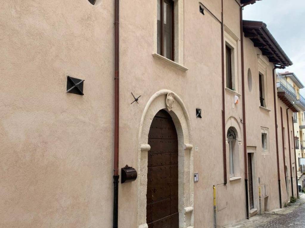 appartamento in affitto a L'Aquila in zona Centro Città