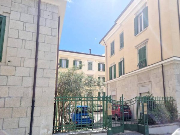 appartamento in affitto a L'Aquila in zona Centro Città