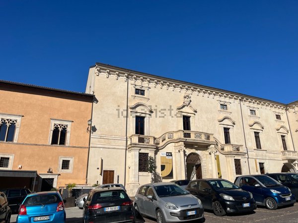 appartamento in affitto a L'Aquila in zona Centro Città