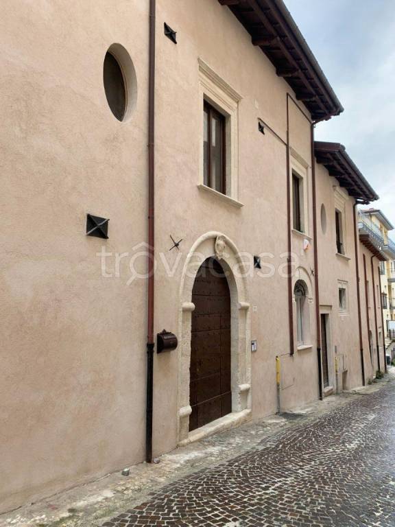 appartamento in affitto a L'Aquila in zona Centro Città