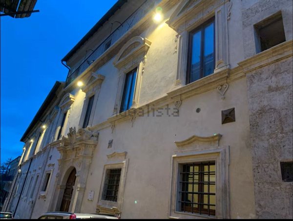 appartamento in affitto a L'Aquila in zona Centro Città