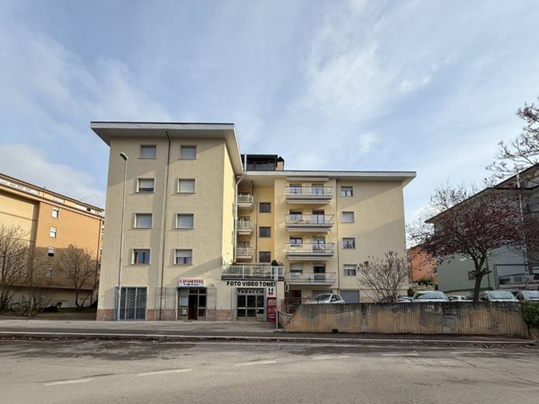 appartamento in affitto a L'Aquila in zona Centro Città