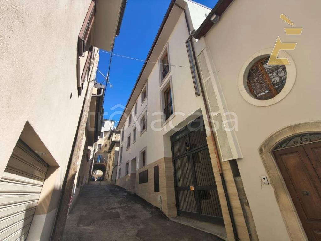appartamento in affitto a L'Aquila in zona Centro Città