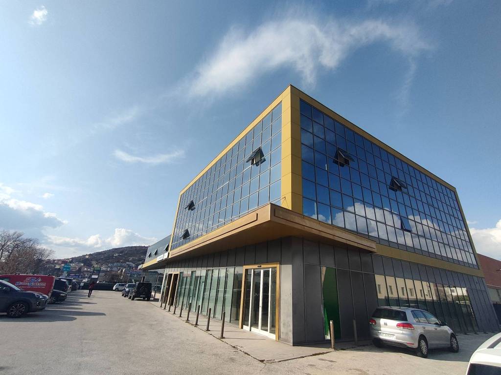 ufficio in affitto a L'Aquila in zona Monticchio/frazione Bagno