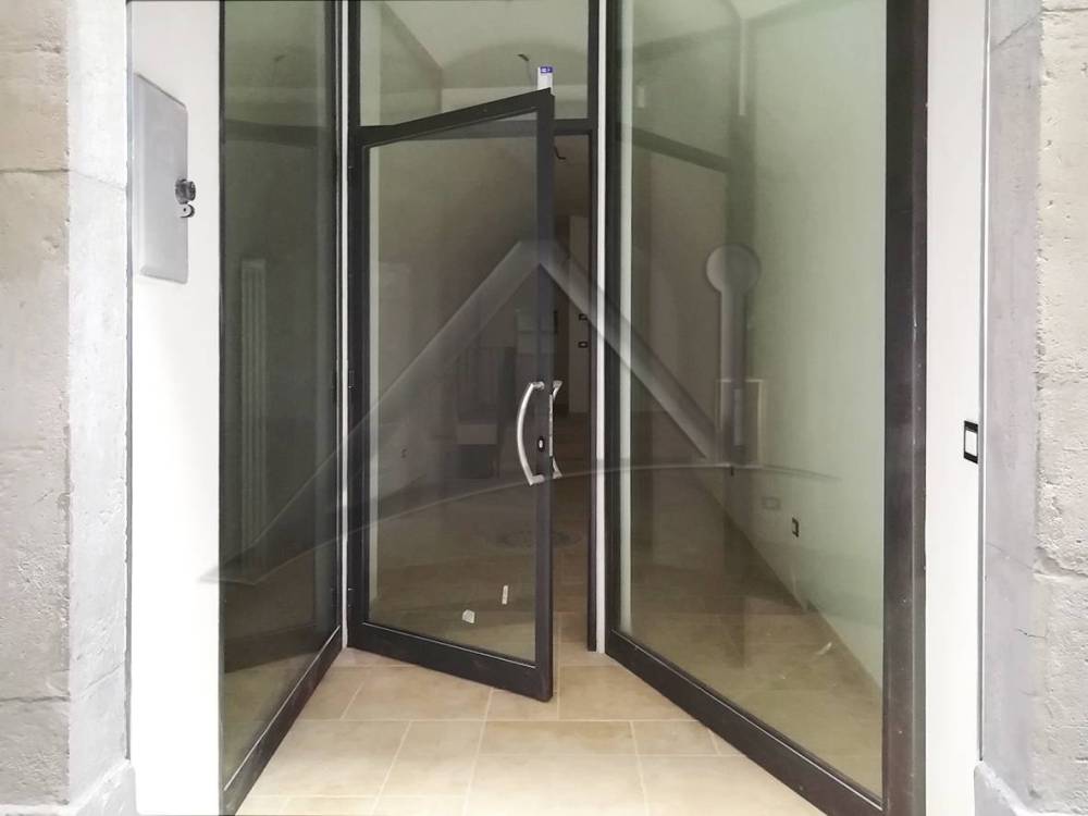 locale commerciale in affitto a L'Aquila in zona Centro Città