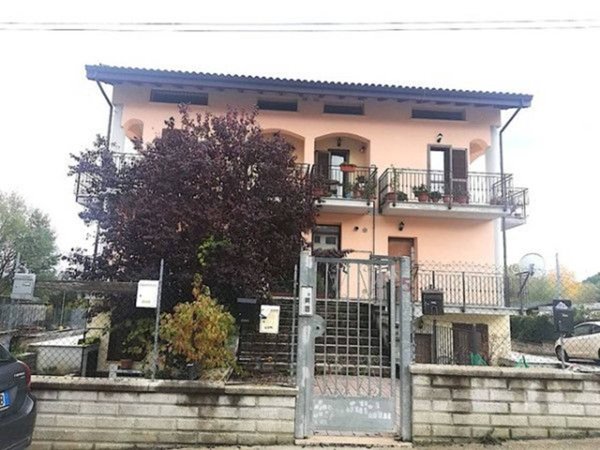 appartamento in affitto a L'Aquila in zona Tempera