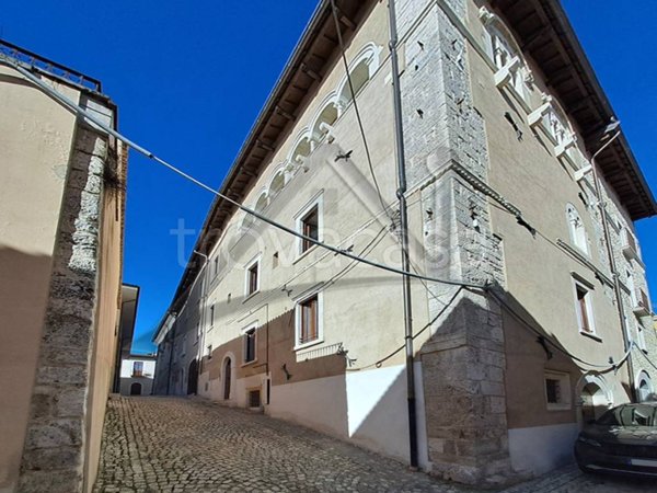 appartamento in affitto a L'Aquila in zona Centro Città