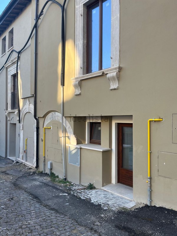 appartamento in affitto a L'Aquila in zona Centro Città
