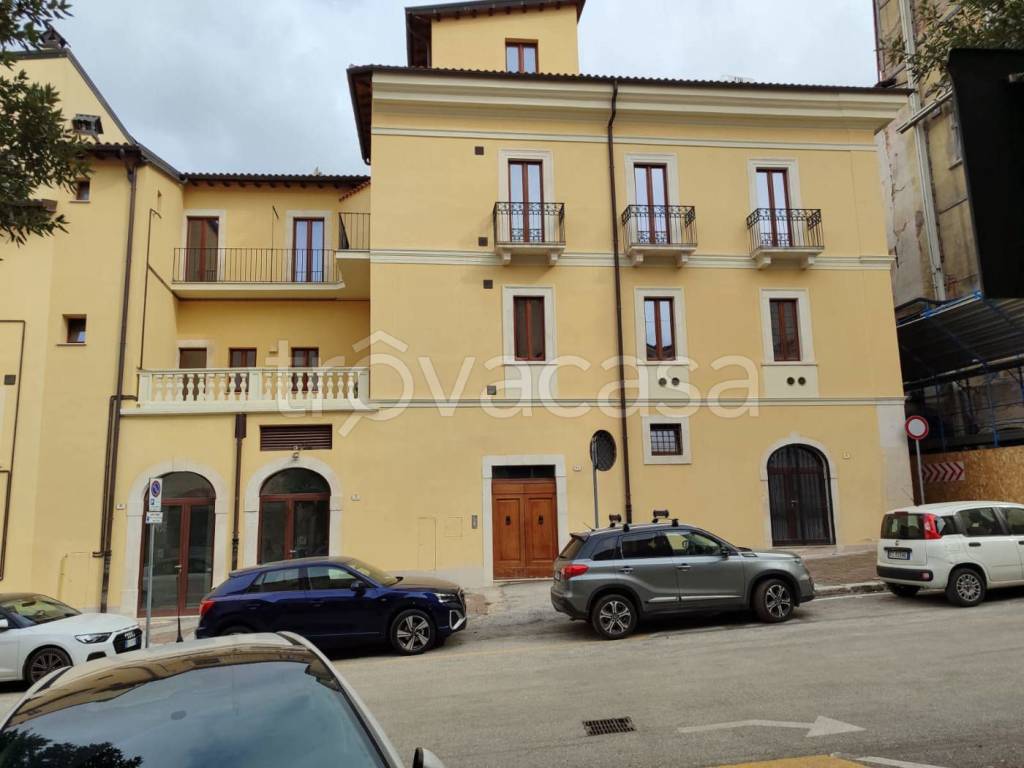 appartamento in affitto a L'Aquila in zona Centro Città