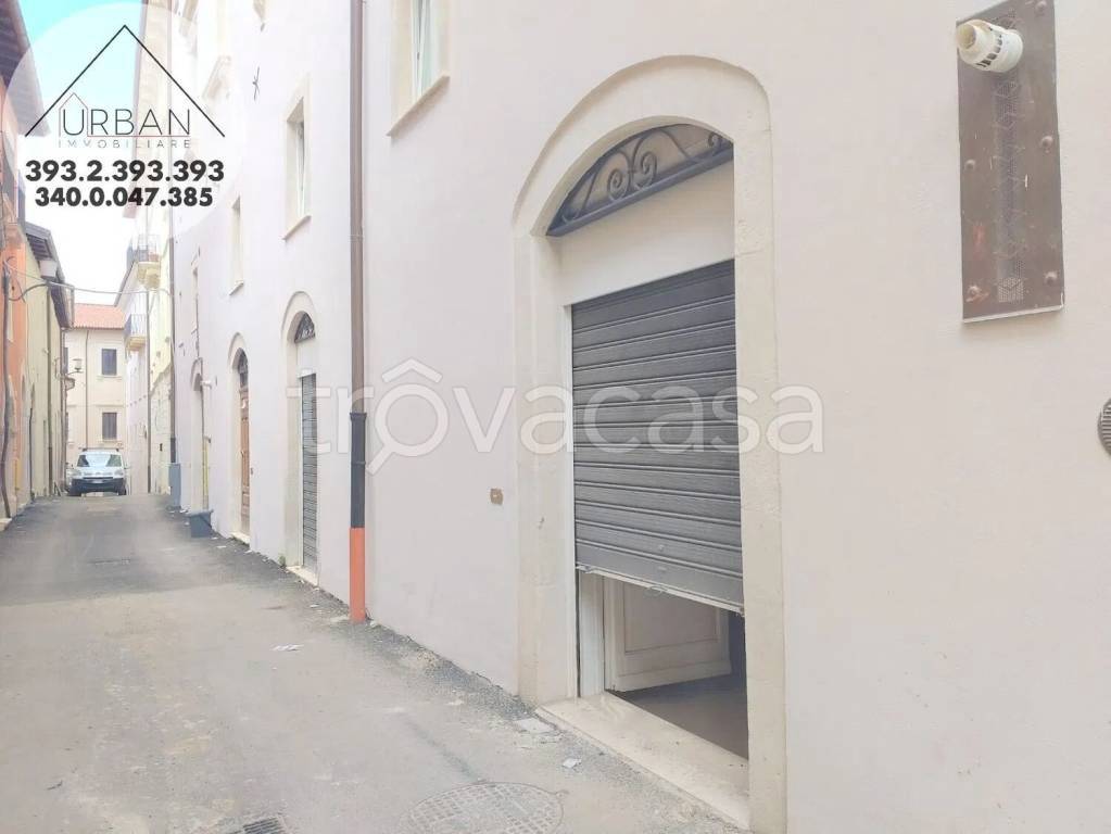 ufficio in affitto a L'Aquila in zona Centro Città