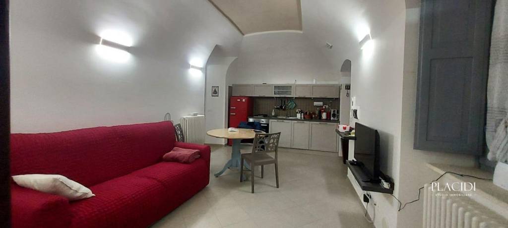 appartamento in affitto a L'Aquila in zona Centro Città