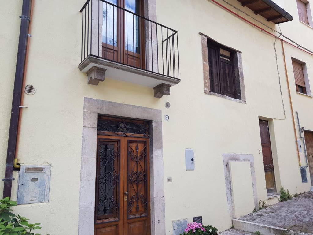 casa indipendente in affitto a L'Aquila in zona Centro Città