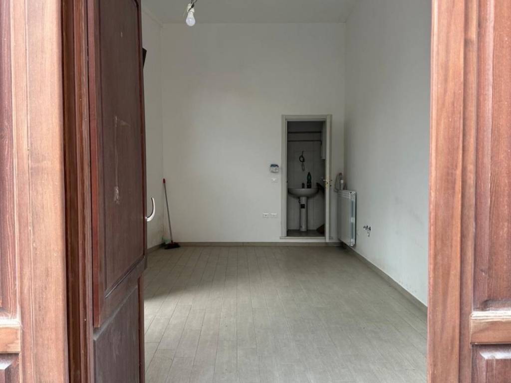 negozio in affitto a L'Aquila in zona Centro Città