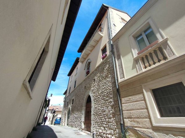 appartamento in affitto a L'Aquila in zona Centro Città