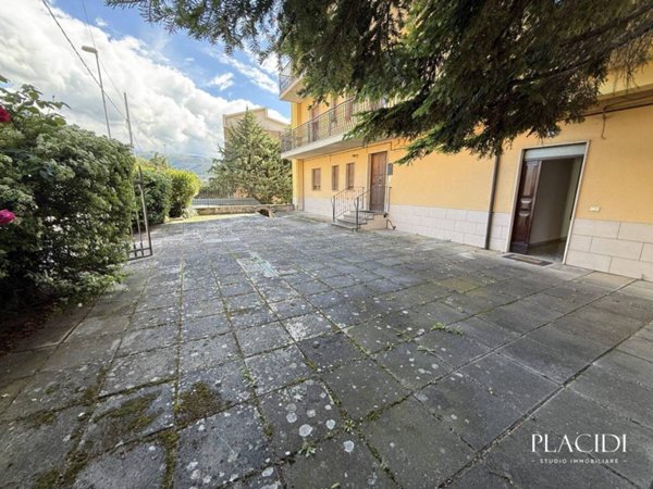 appartamento in affitto a L'Aquila in zona Pettino