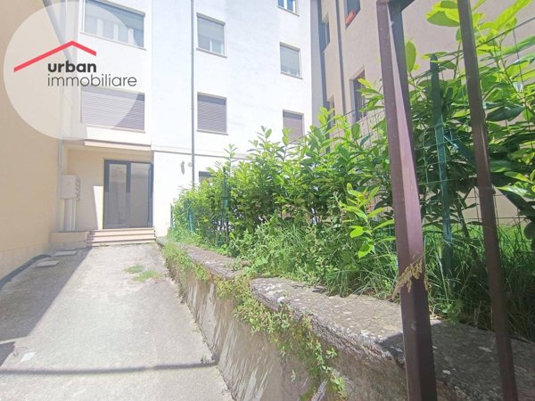 appartamento in affitto a L'Aquila in zona Centro Città