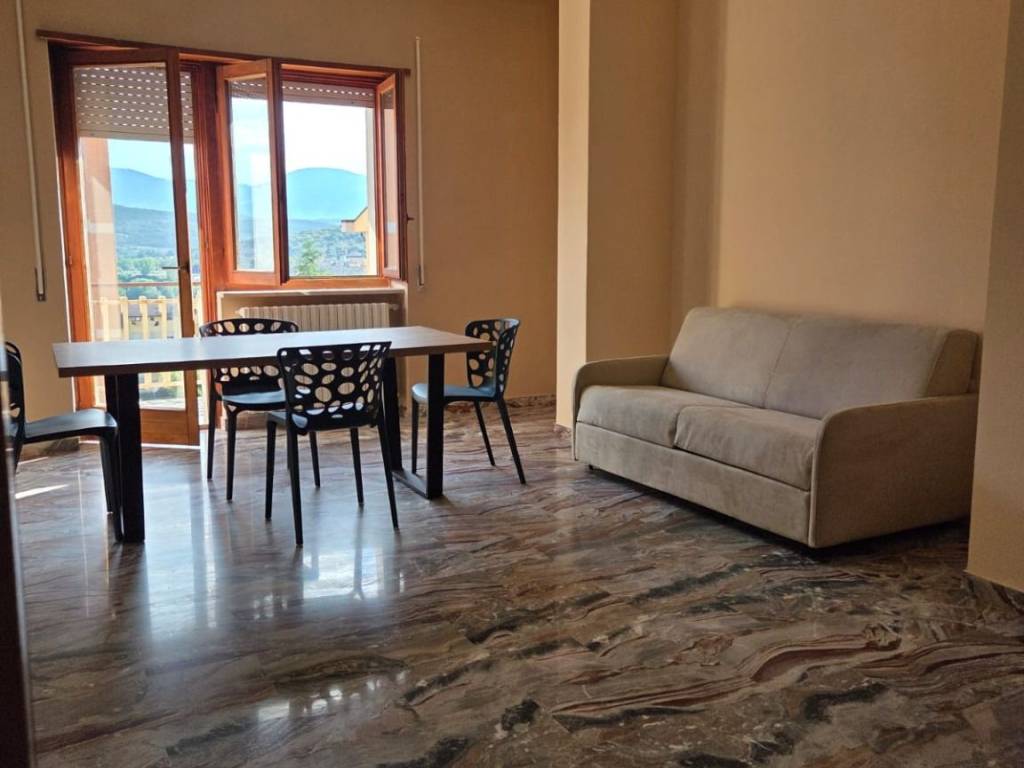 appartamento in affitto a L'Aquila in zona Pettino