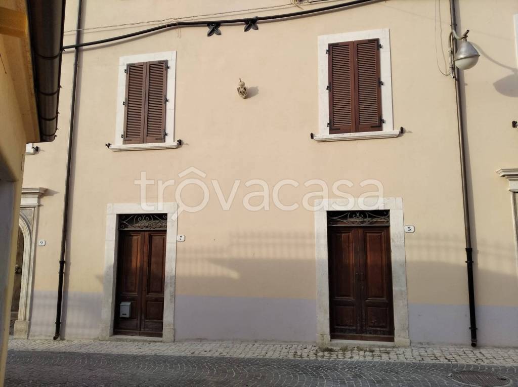 appartamento in affitto a L'Aquila in zona Centro Città