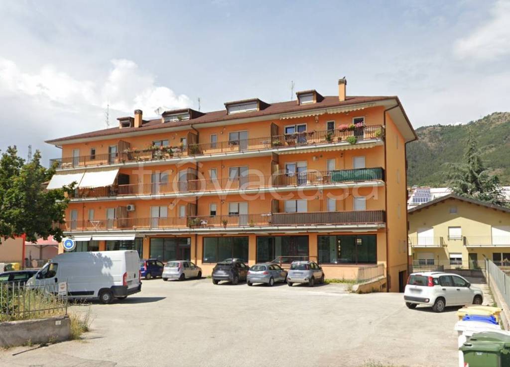 appartamento in affitto a L'Aquila in zona Pettino
