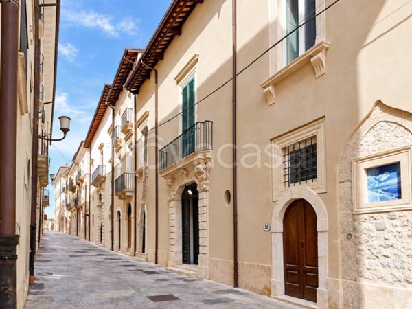 appartamento in affitto a L'Aquila in zona Centro Città