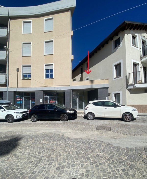 locale commerciale in affitto a L'Aquila in zona Centro Città