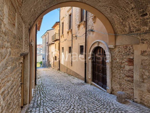 appartamento in affitto a L'Aquila in zona Centro Città