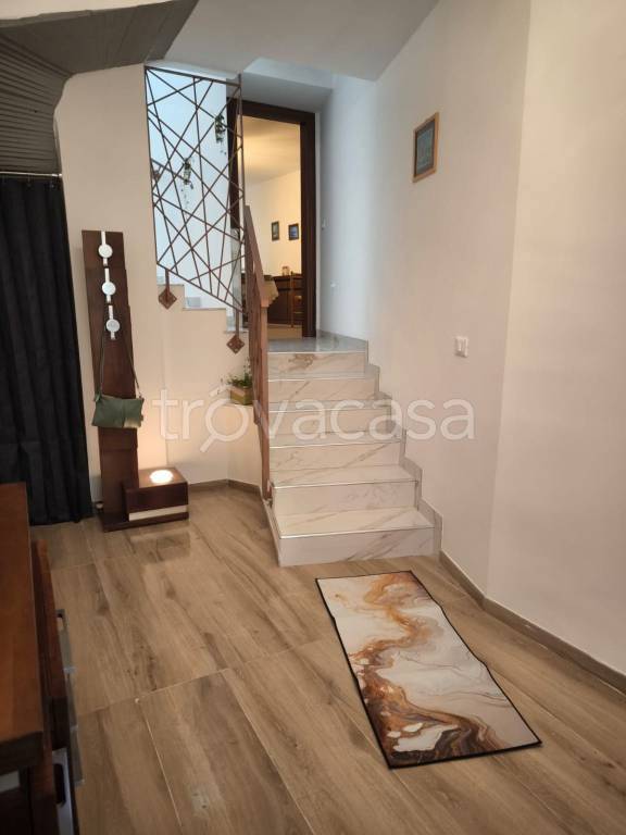 casa indipendente in affitto a Pizzoli