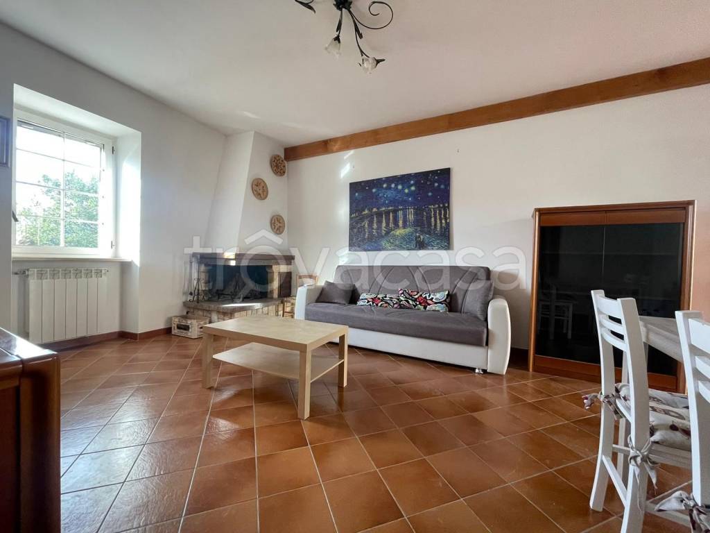 appartamento in affitto a Pizzoli